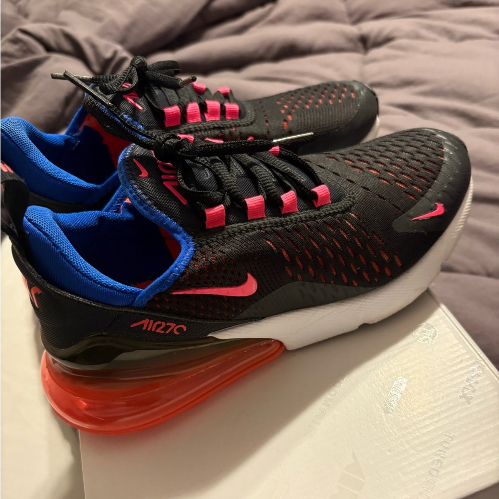 Nike Air Max 270 Black and Pink Shoes